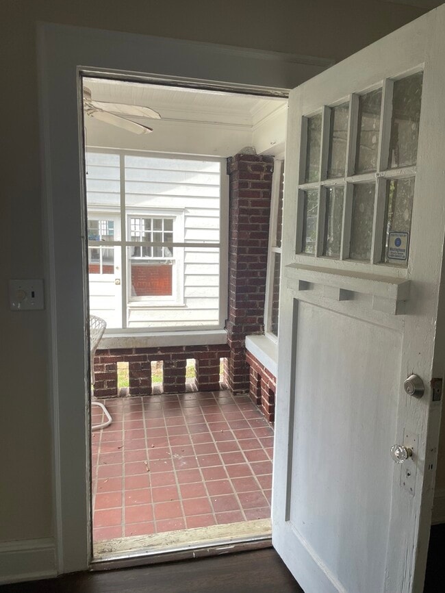 Photo - Super convenient location near Atlantic station and GA Tech University!!Housing Accepted*