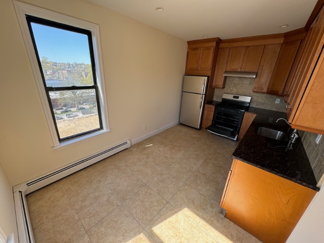 Photo - 30-32 N Terrace Ave Unidad 2L