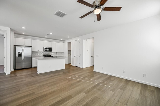 Photo - 25244 W Wayland Dr