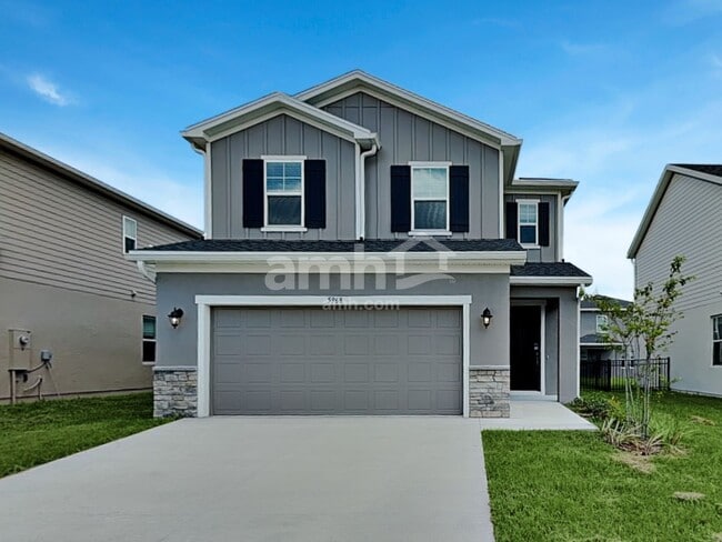 Building Photo - 5968 Pinewood Ests Dr