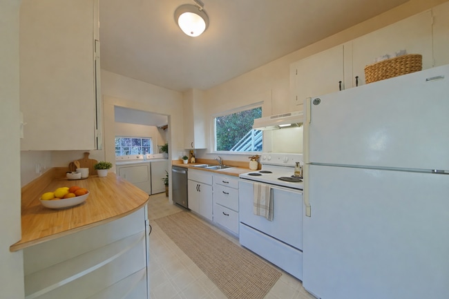 Photo - morrow Unit 247 NW 11th St