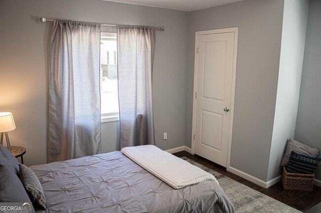 Photo - 444 Sunset Ave NW