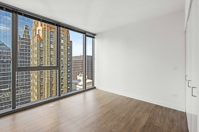 Photo - 190 N Garland Ct