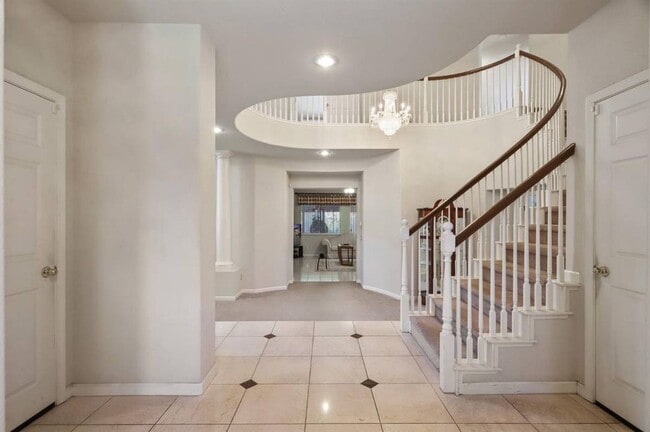 Photo - Beautiful home in a charming  neighborhood!!! Easy access to shopping and highways!!