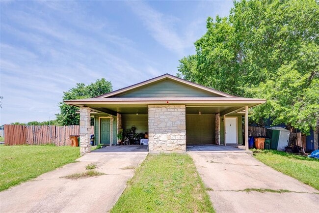 Building Photo - 5208 Bogey Ct