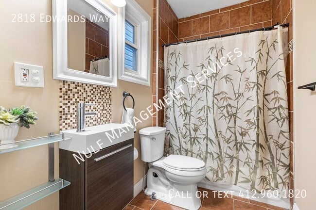 Photo - 2818 Edwards Wy