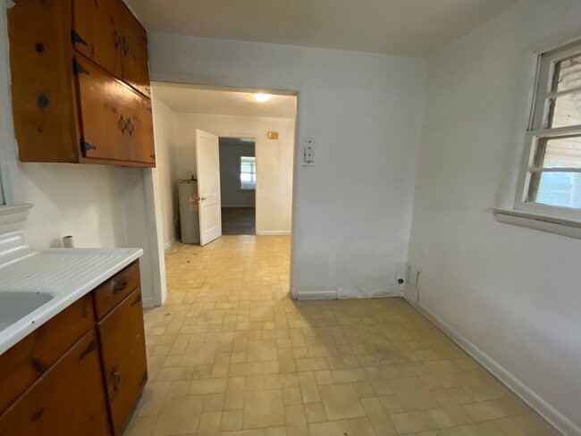 Photo - 2 Bedroom, 1 Bath Home in East Rome!