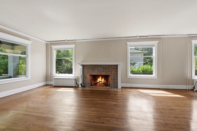 Photo - 3316 Grand Ave
