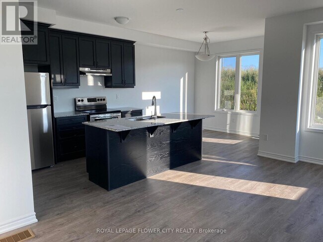 Photo - 210 Histand Trl