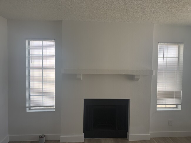 Photo - 909 Staffordshire Cir Unit B