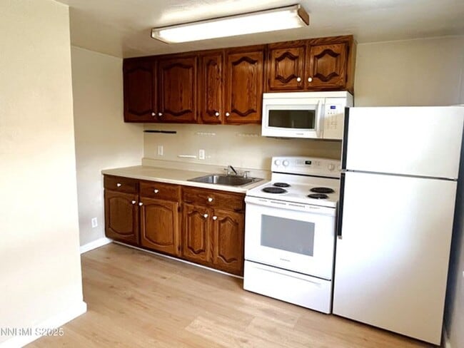 Photo - BIG VALUE small price!