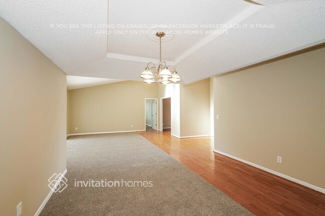 Photo - 3214 N Thackery Wy