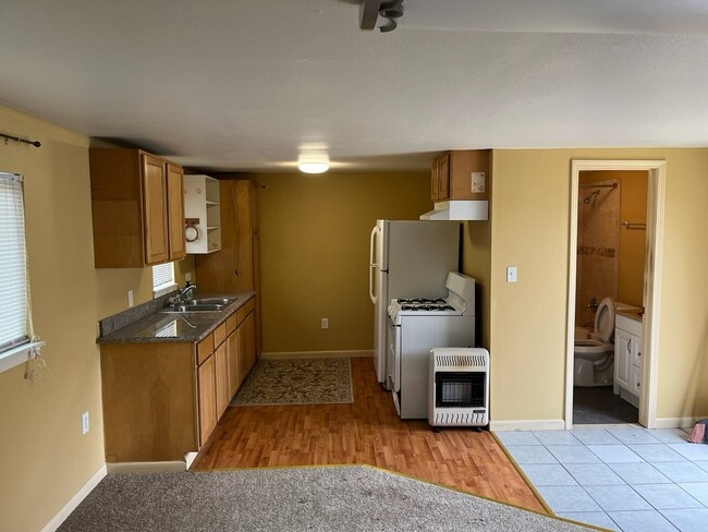 Photo - 2500 Pennington St
