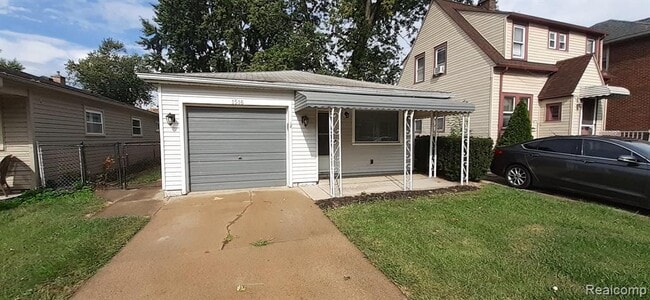 Photo - 1516 Marion Ave