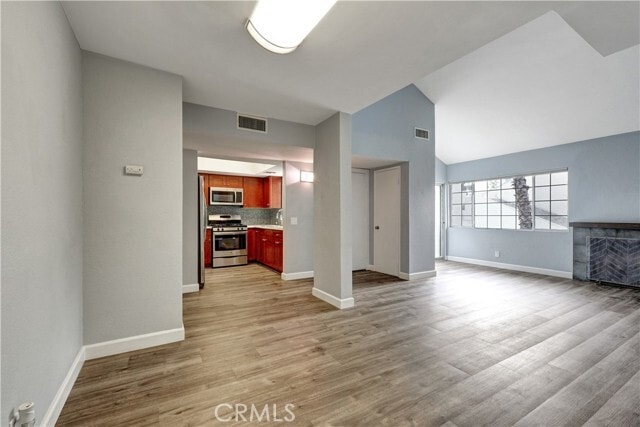 Photo - 20155 Keswick St Townhome