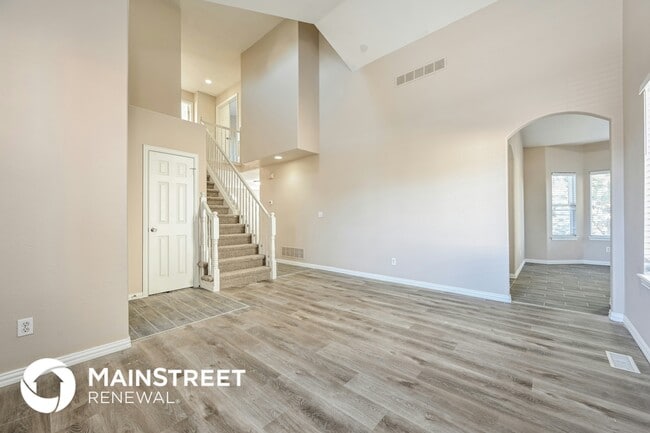 Photo - 2911 S Tower Way