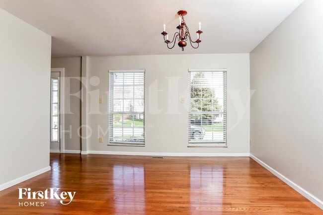 Photo - 324 Autumn Peak Dr