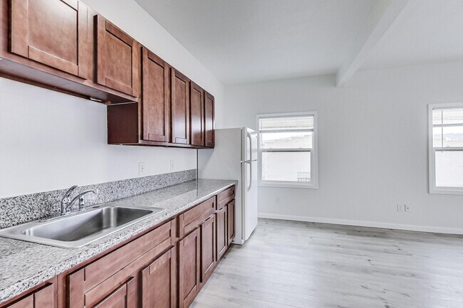 Photo - 1454 36th Avenue