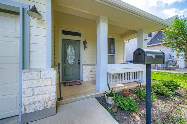 Photo - 2920 Thrushwood Dr