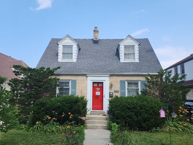 Photo - Cute 2 bedroom cape cod