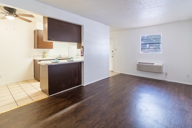 Bella Vista Apartments