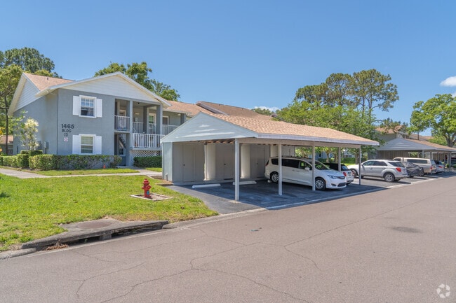 Tiffany Lake Condos - Tiffany Lake Condos