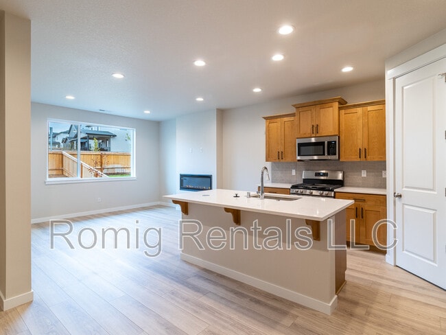 Photo - 18611 NE 44th Ave