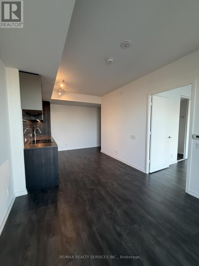 Photo - 1000 Portage Pkwy Unité 902