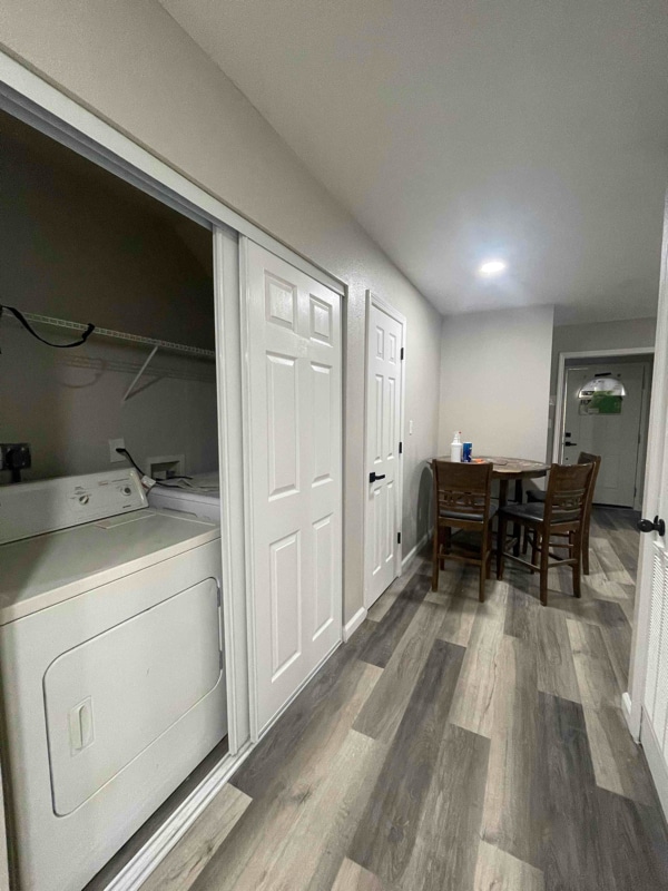 Photo - 1107 Basin St