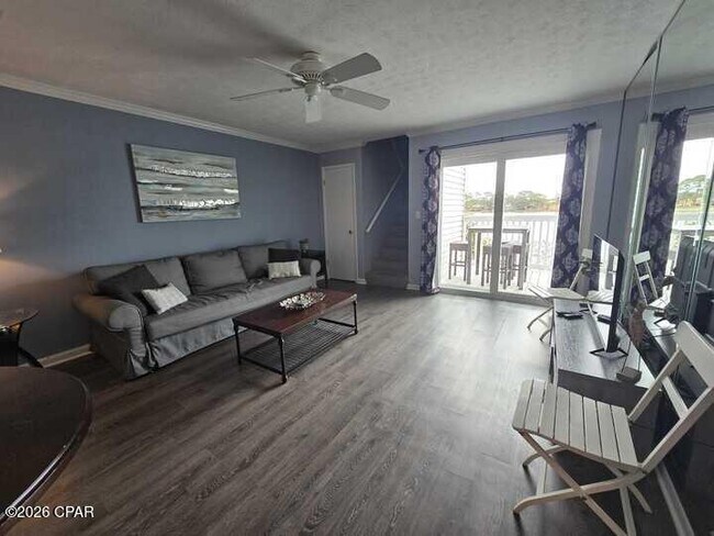 301 Lullwater Dr Unit 401
