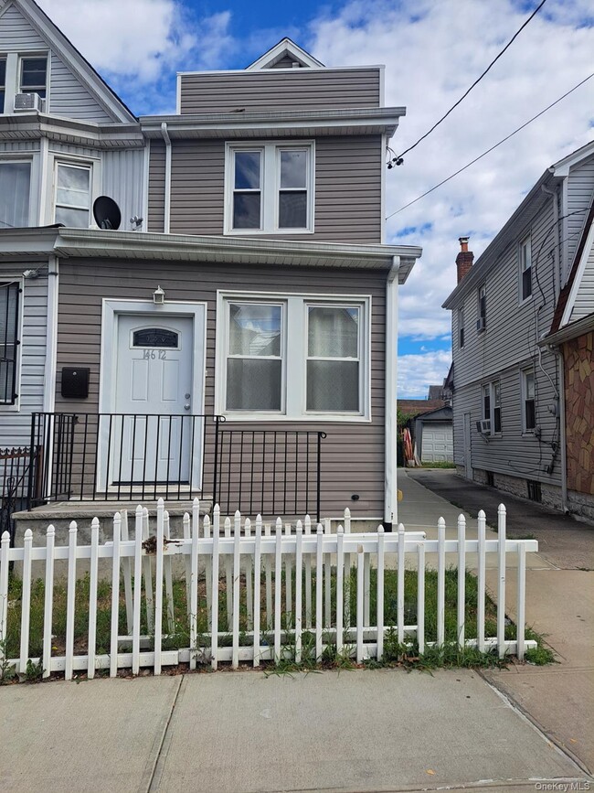 Building Photo - 146-12 Lakewood Ave Rental