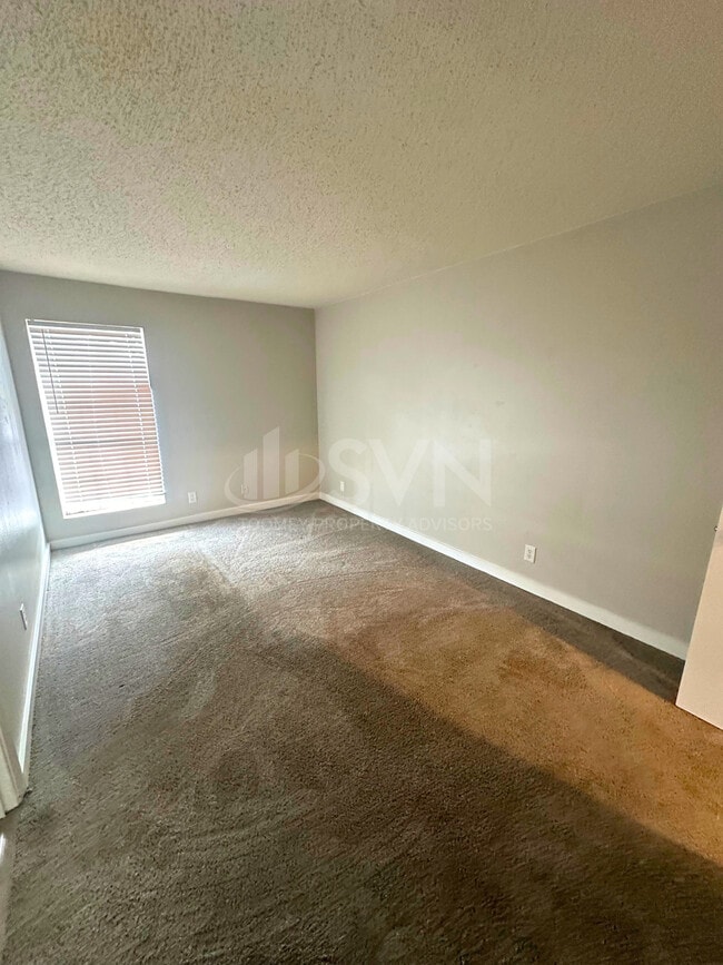 Photo - Shell Pointe Apartments