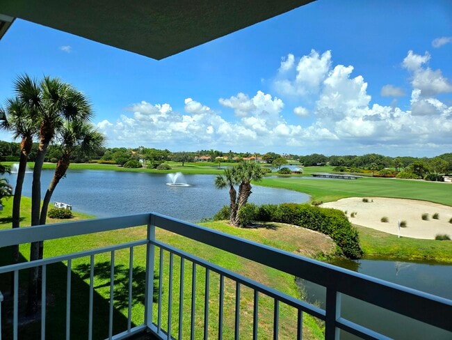Photo - 2421 Village Blvd Unidad 303 Rental