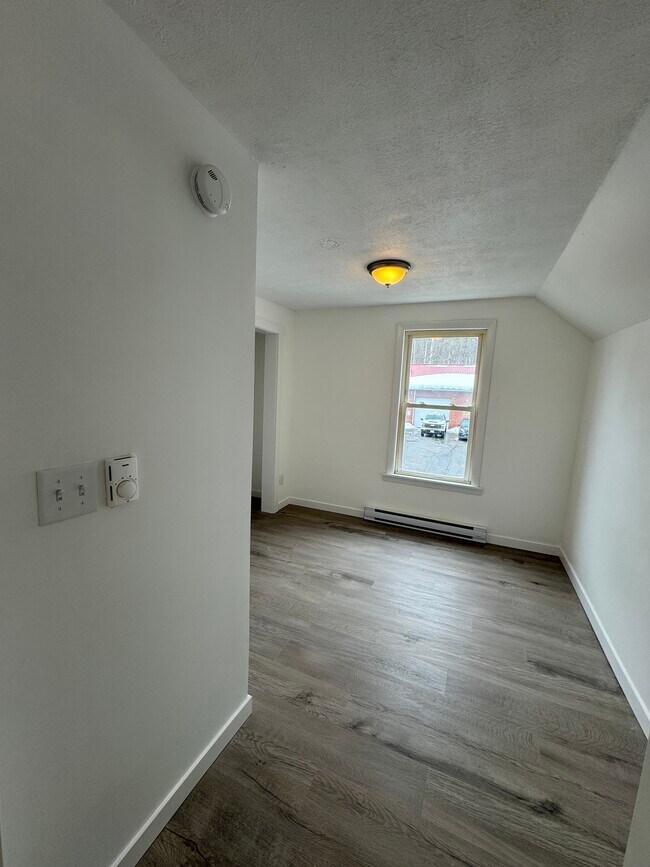 77 Main St Apartments Sabattus, ME