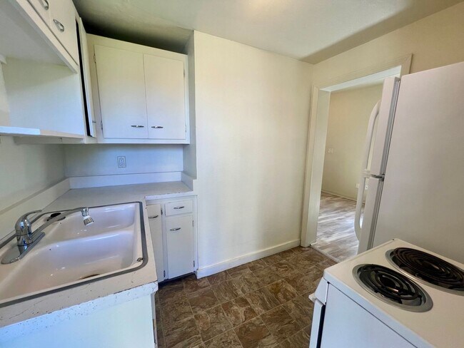 736 S 2nd St Unidad 4