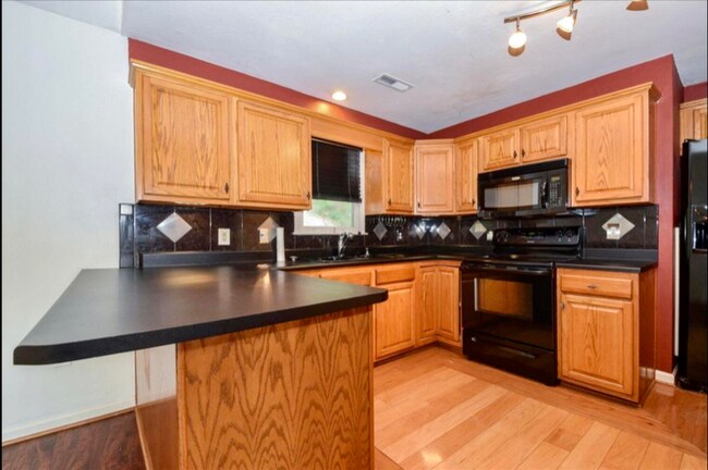 Photo - 5348 Cave Spring Ln