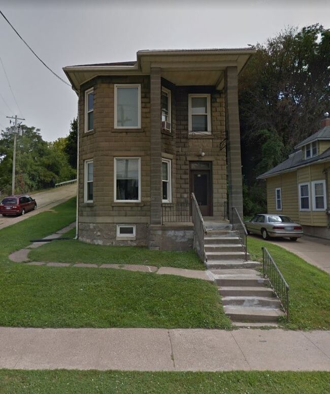 Photo - 90 Kaufmann Ave Unit 1