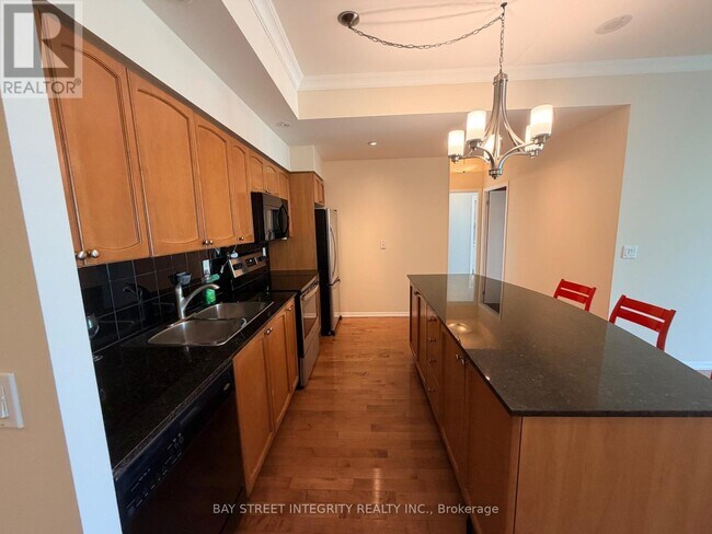 Photo - 219 Fort York Blvd Unit LPH03