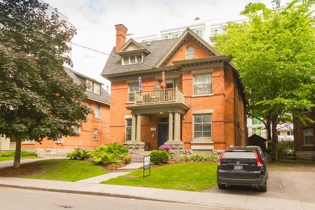 Building Photo - Elgin Street Apartments