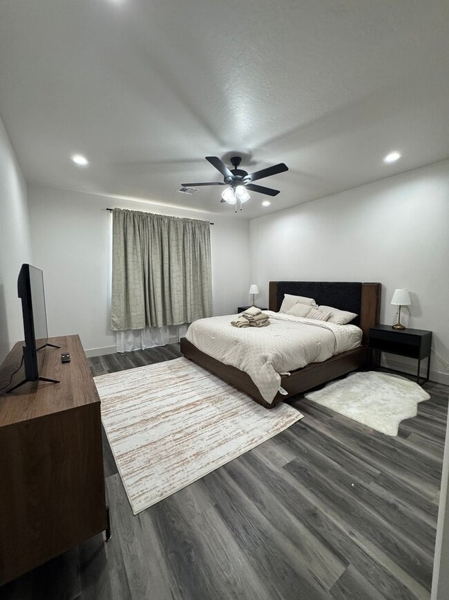 Photo - Beautiful Furnished New Build For Rent In Elko!