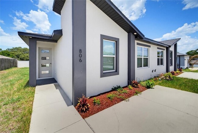 806 Colville Dr