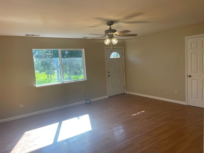 Photo - Renovated 3br/2ba on Large Lot