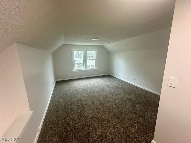 Building Photo - 833 Work Dr Unit 835