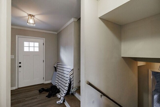 Photo - 140 Wood Valley Ln