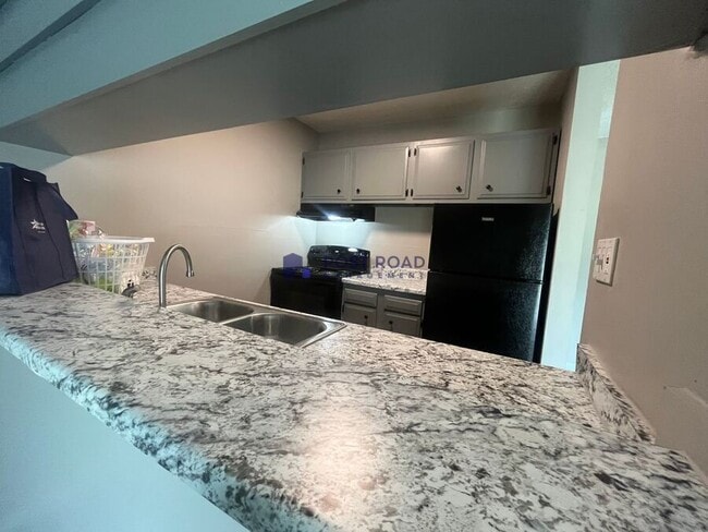 Photo - 575 W 27th St S Unit 301