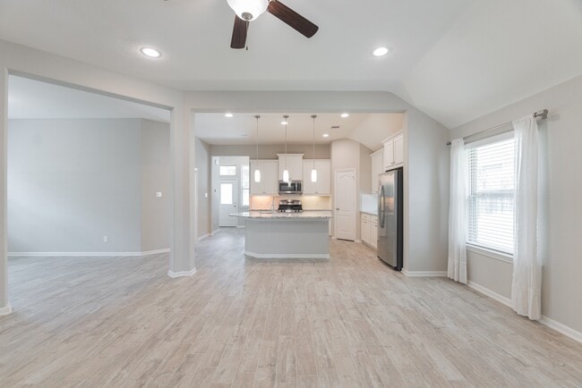 Photo - 87 Bloomhill Pl