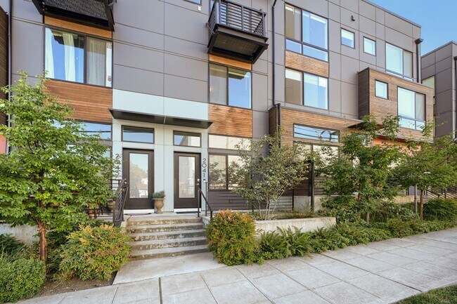 Building Photo - Stunning 2bed/2bath Townhome in Convenient Seattle Location!