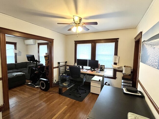 Photo - 16-18-18 Oak Hill Rd