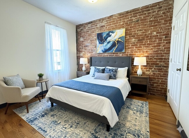 Photo - 866 Huntington Ave Unidad 1