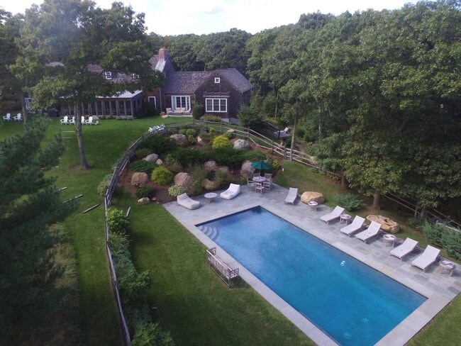 Photo - 153 Middle Hwy